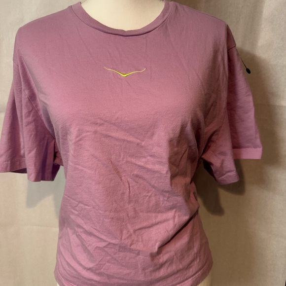 Hoka Light Purple Women's Short Sleeve Tee - Picture 3 of 11